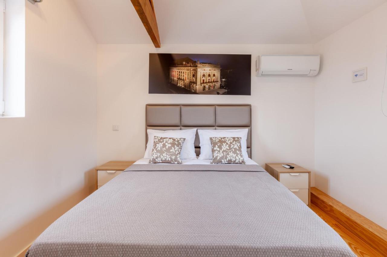 Villa Apartments & Suites Porto Eksteriør billede